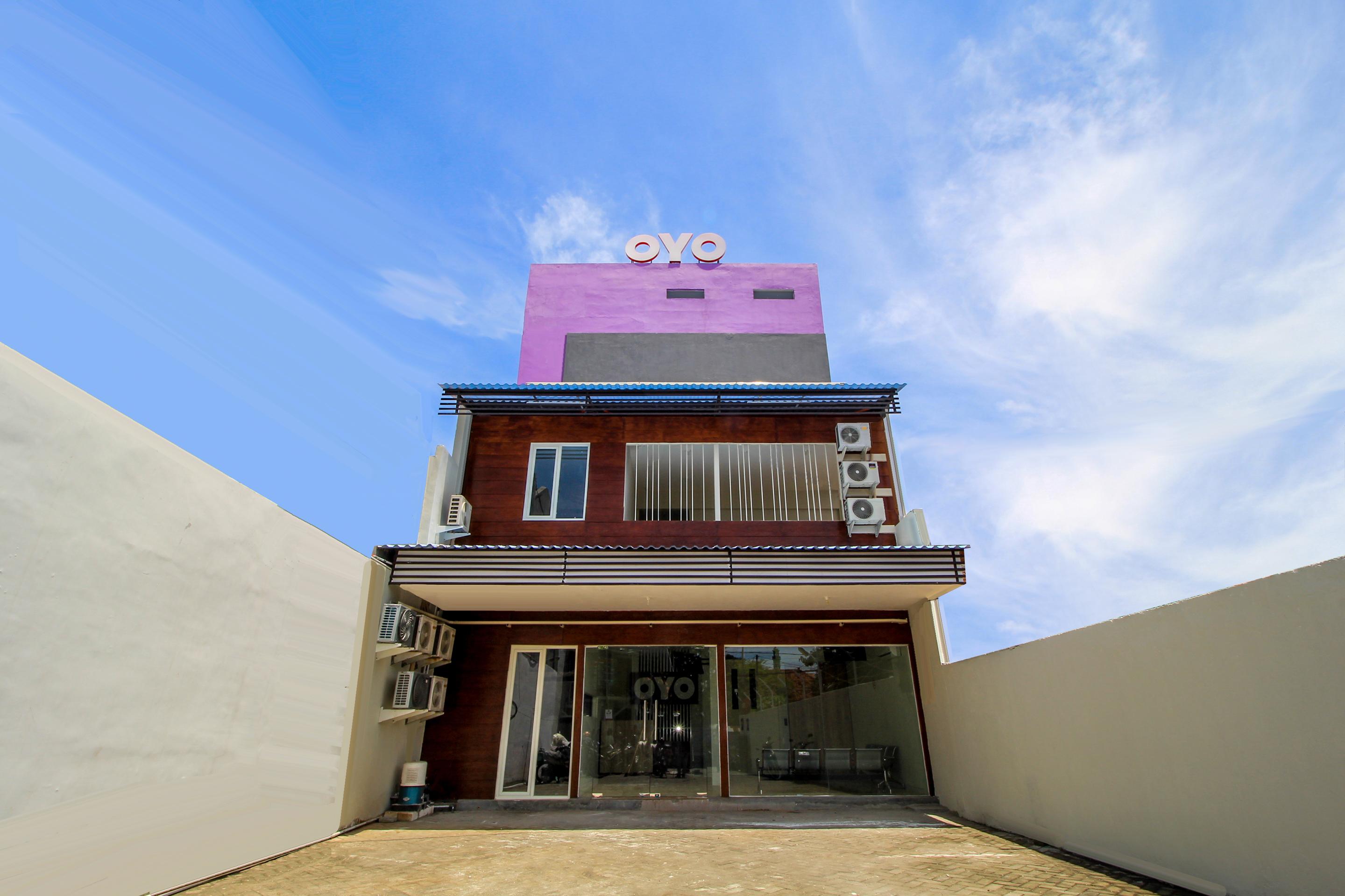 סוראבאיה Super Oyo 168 K-15 Residence מראה חיצוני תמונה