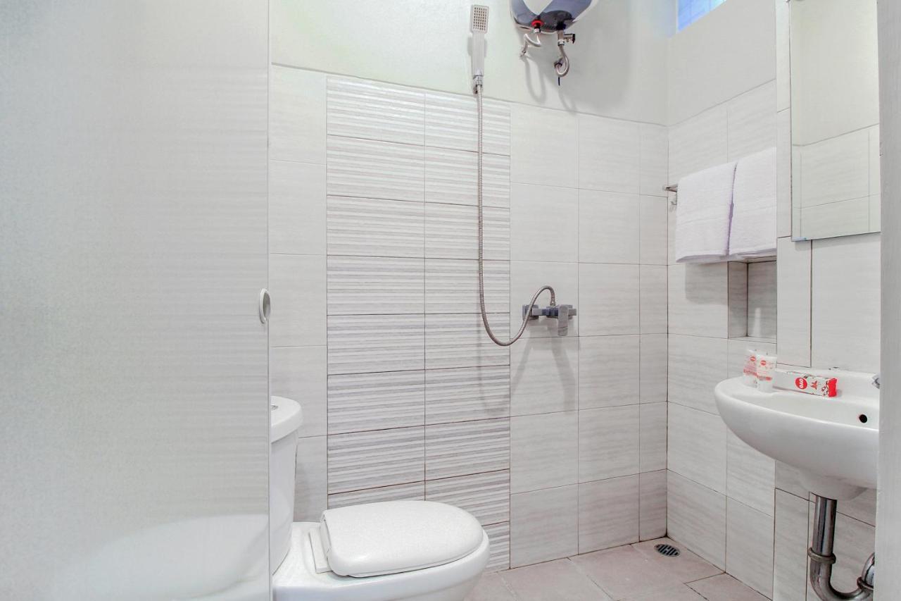 סוראבאיה Super Oyo 168 K-15 Residence מראה חיצוני תמונה